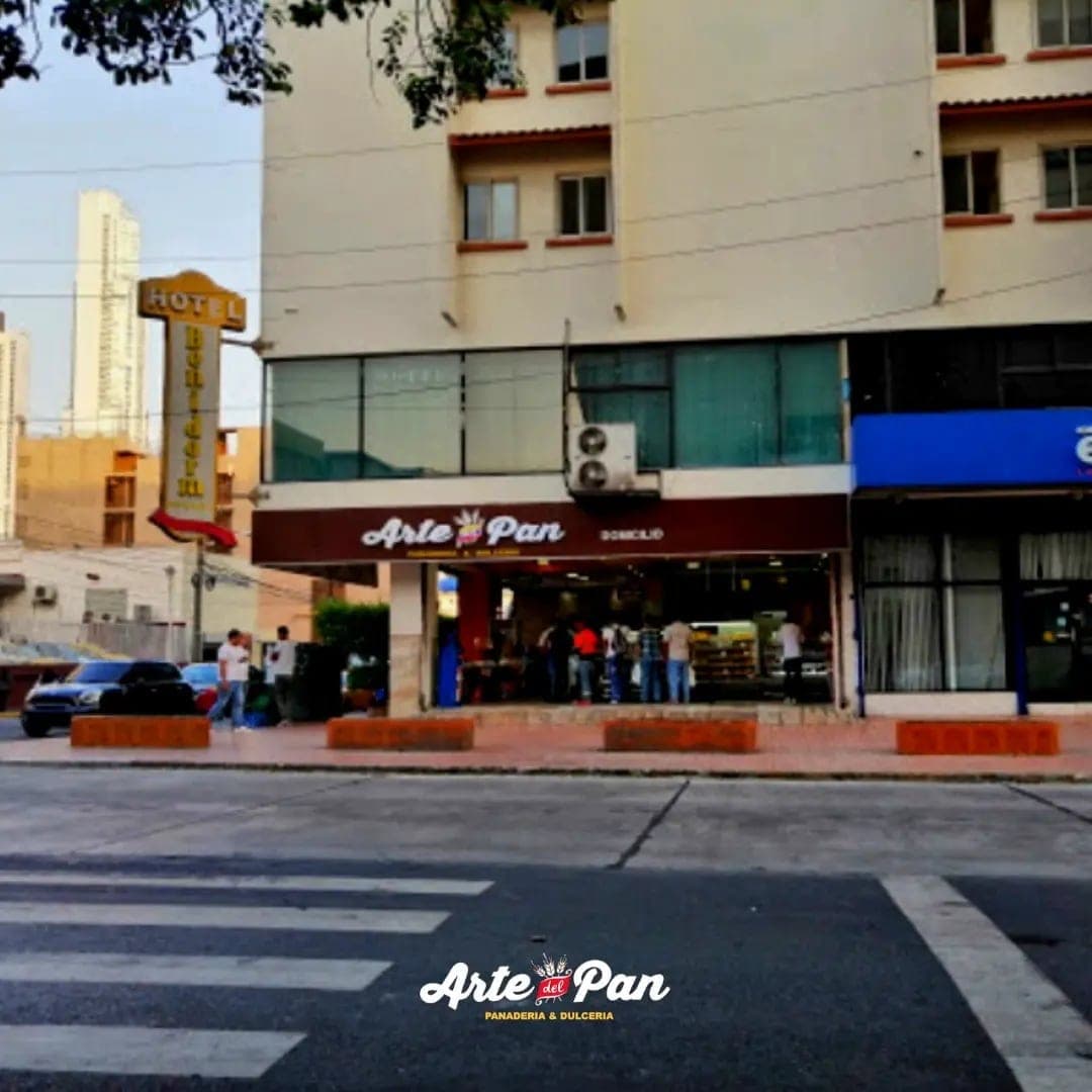 Arte del Pan bakery storefront, Calidonia, Panama City