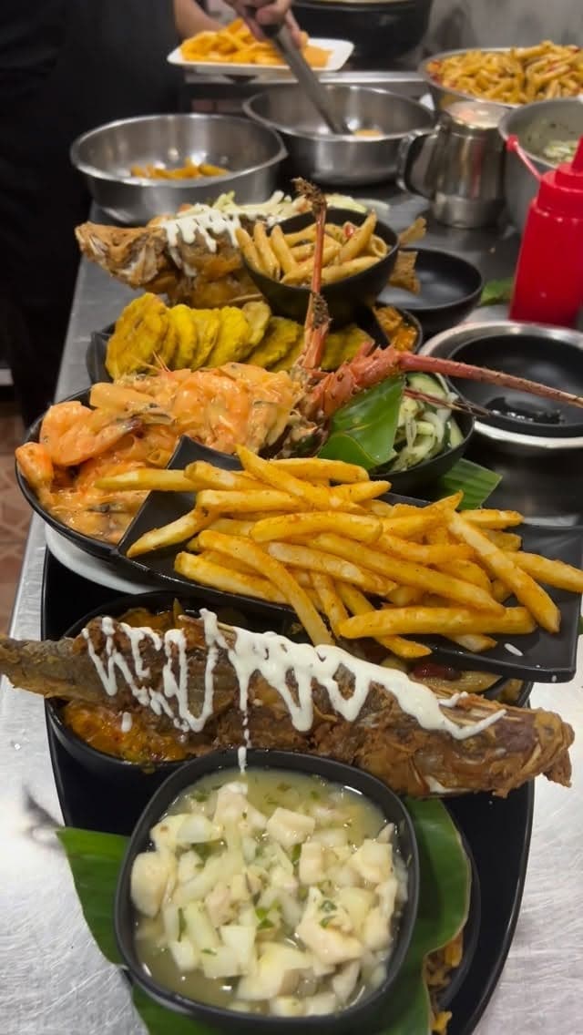 Afro-Caribbean seafood platter at BBS by Bocao507, Casco Antiguo, Panama City