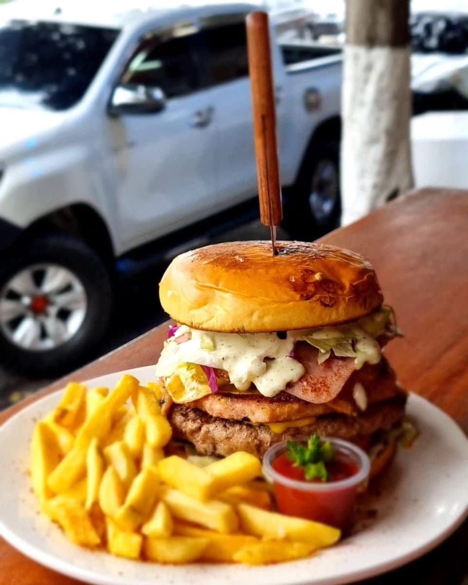 Burger and fries at Changchos Sport Bar, Calidonia, Panama City