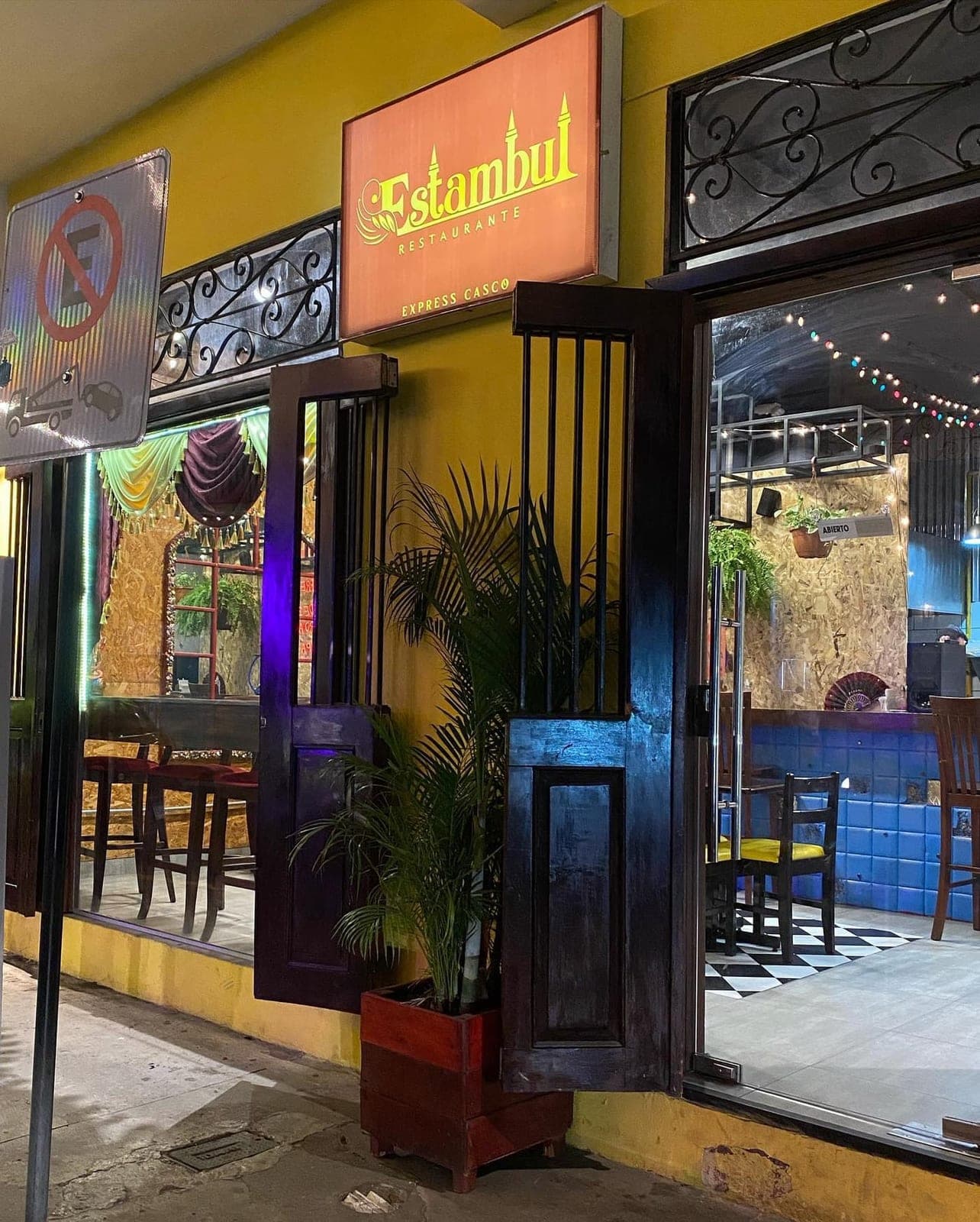 Entrance of Estambul Casco Turkish restaurant, Casco Viejo, Panama City