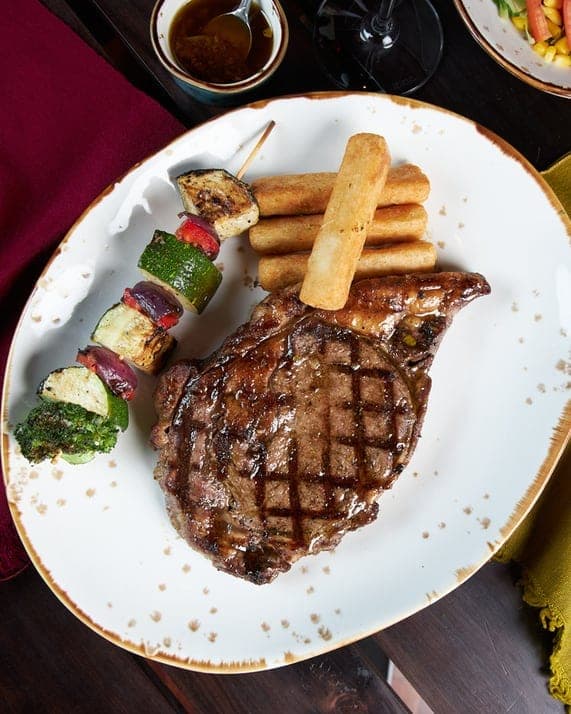 Grilled steak with vegetables at Hacienda Real, Panama City