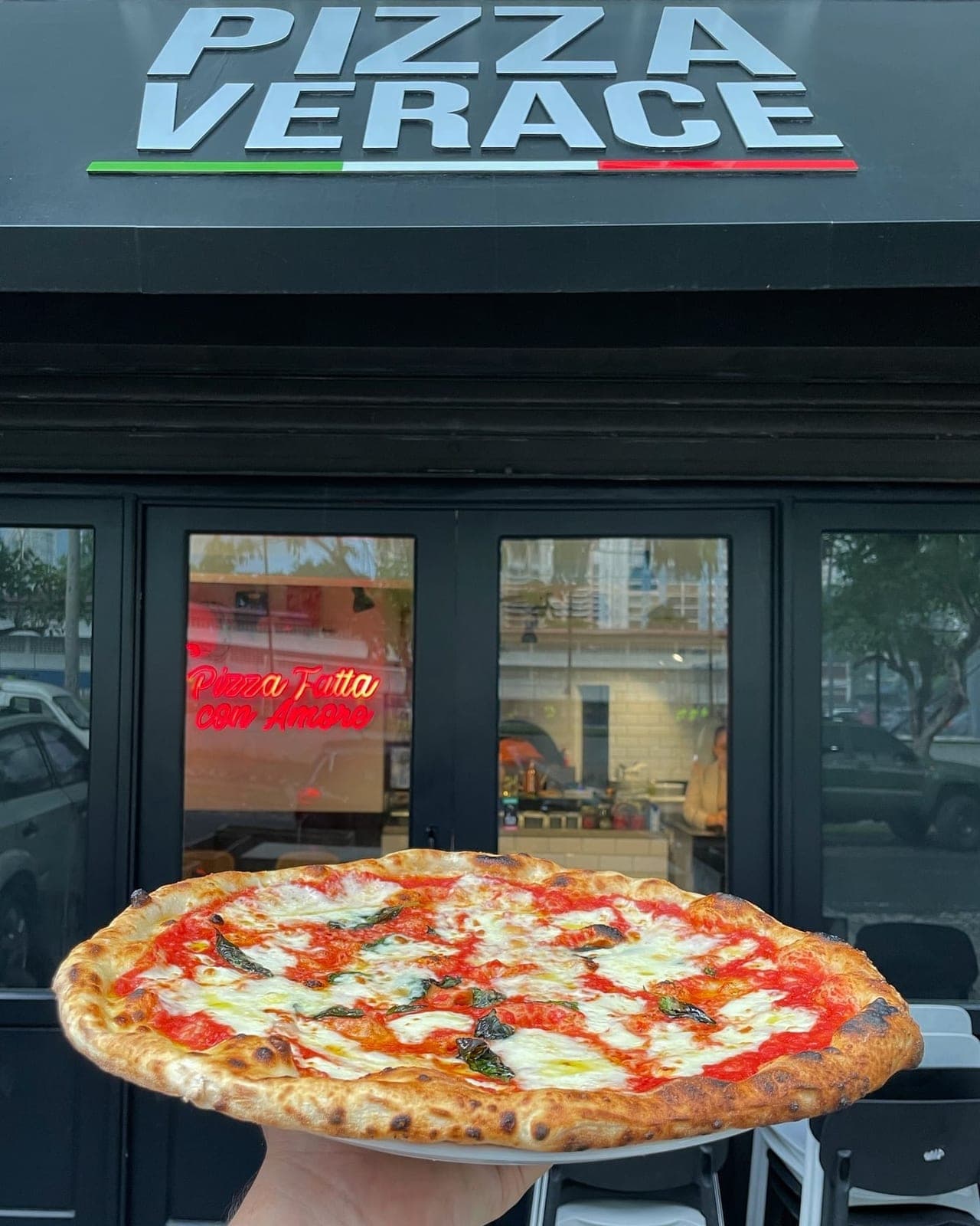 Margherita pizza at Pizza Verace, Costa del Este, Panama City