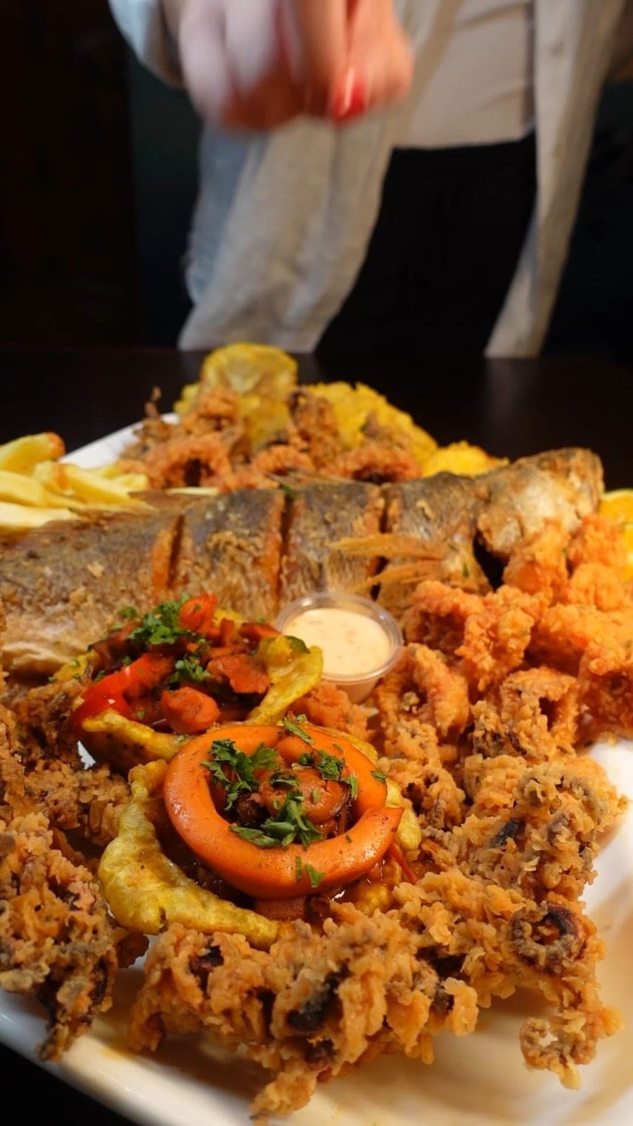 Bandeja de mariscos en Restaurante Gourmet Terraza, Mercado de Mariscos, Ciudad de Panama