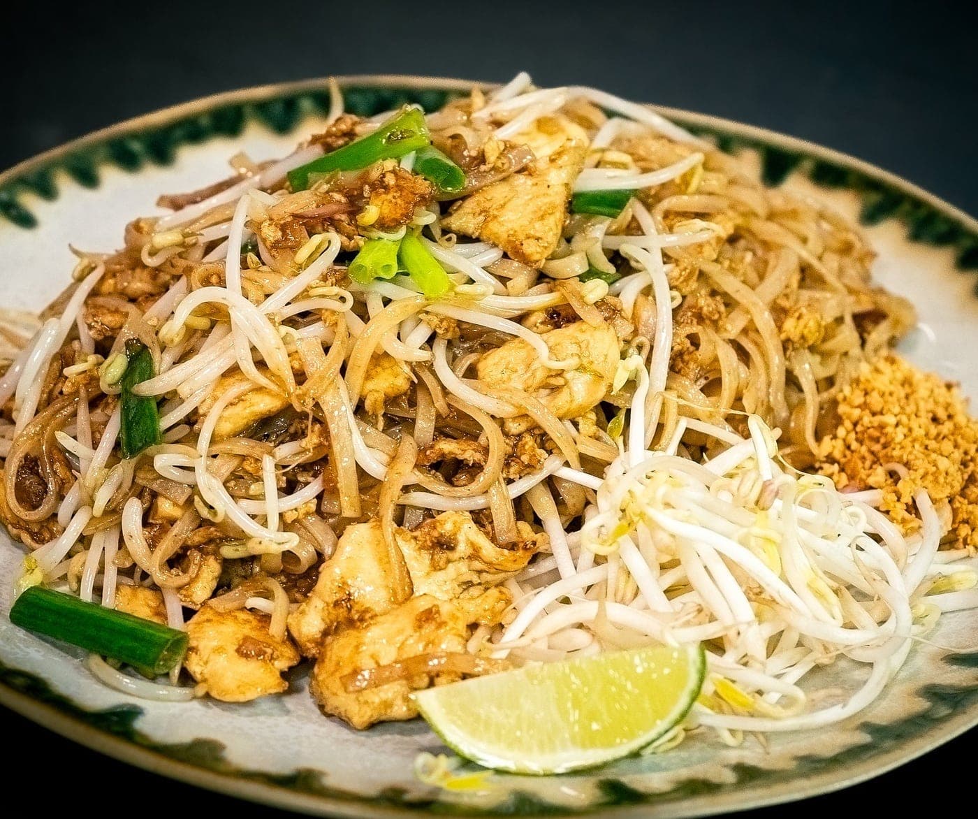 Pad thai de pollo en One Wok, Clayton, Ciudad de Panama