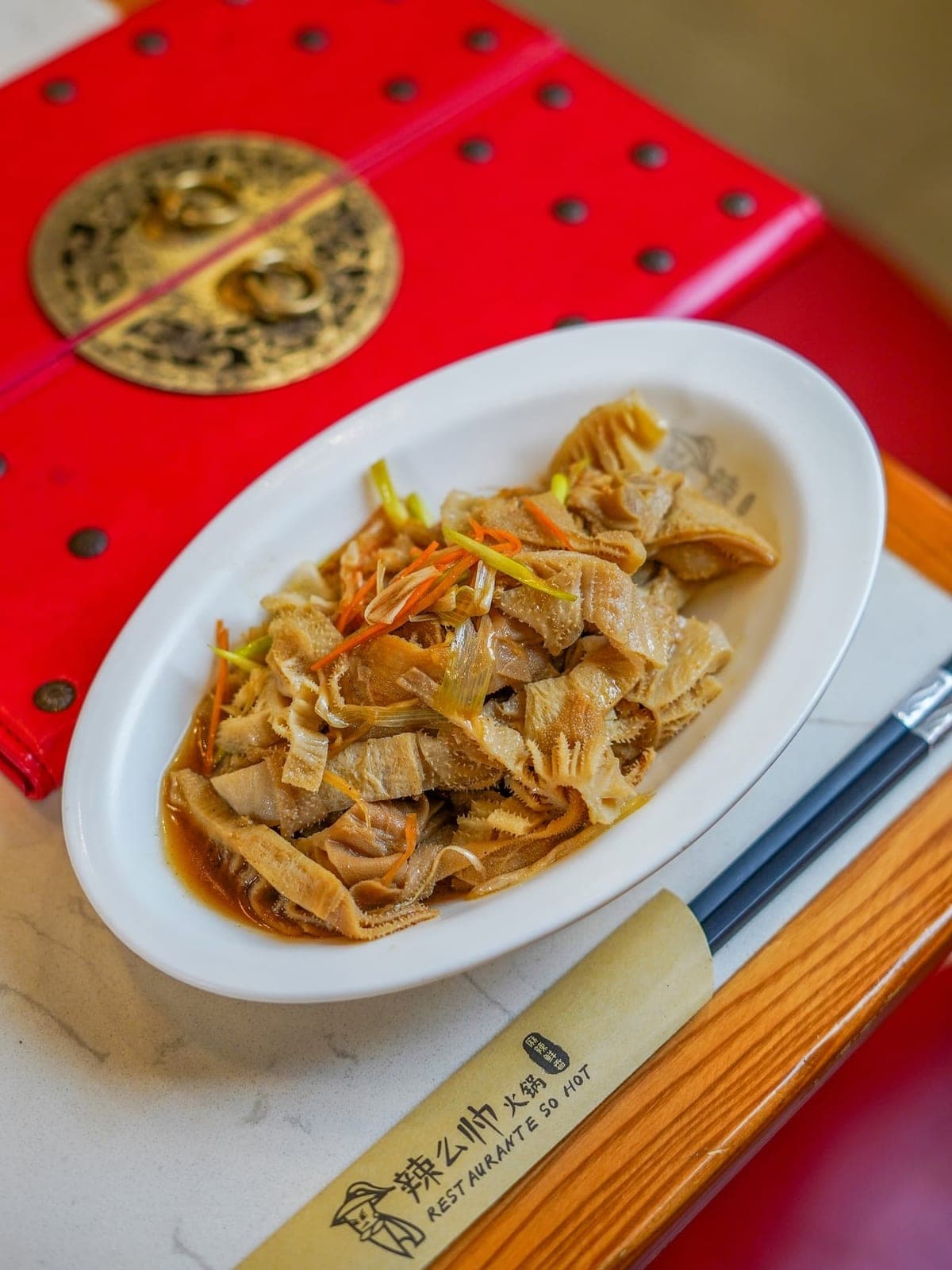Plato de hot pot en SoHot Paitilla, Punta Paitilla, Ciudad de Panamá