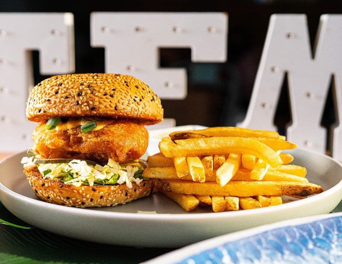 Fish sandwich with fries at The Fish Market, Calle Uruguay, Panama City