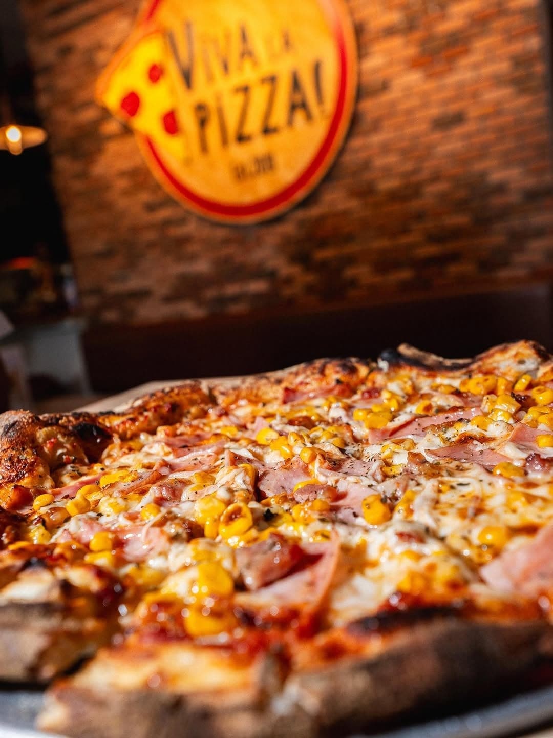Pizza de masa madre en Viva La Pizza, Via Argentina, Ciudad de Panama